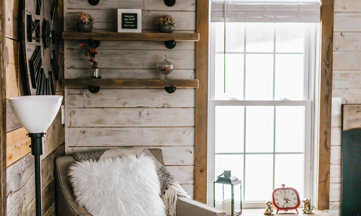 Wolverine Cabin | Elkhorn Log Cabin:Secluded Setting:Prime Location