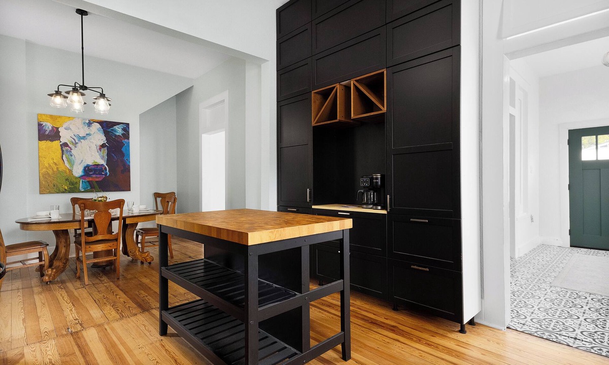 Seguin House | Ellie Marie House