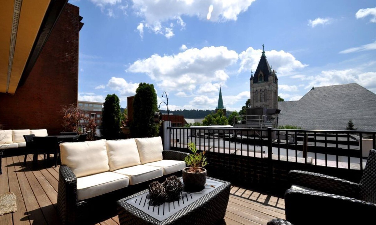Downtown Asheville Condo | Ellington Loft | City Views + Biltmore Pass | Walk to Everything