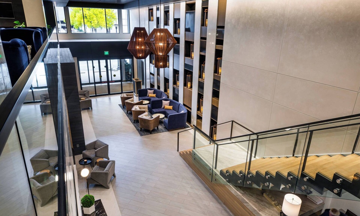 Downtown Minneapolis Hotel | Elliot Park Hotel, Autograph Collection