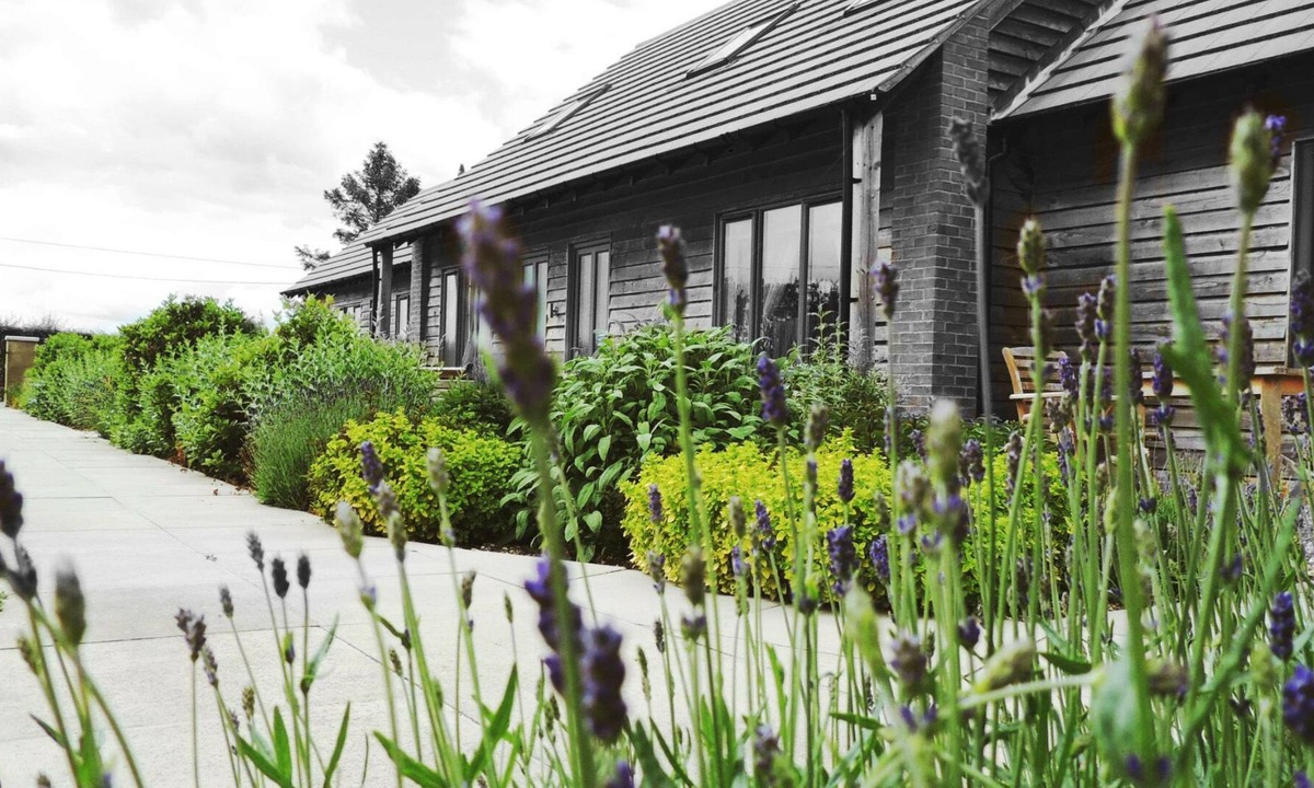 Yardley Gobion House | Elm Tree Farm Accommodation