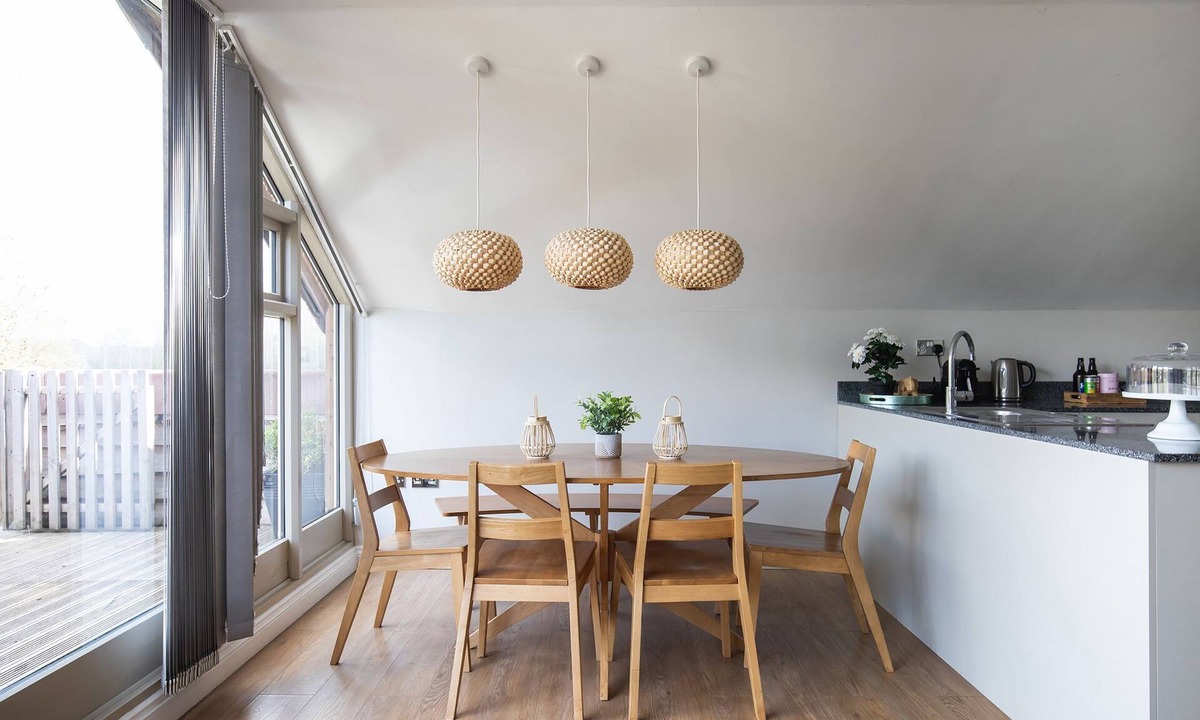 Cutnall Green Apartment | Elmbridge Farm Swallows Lodge