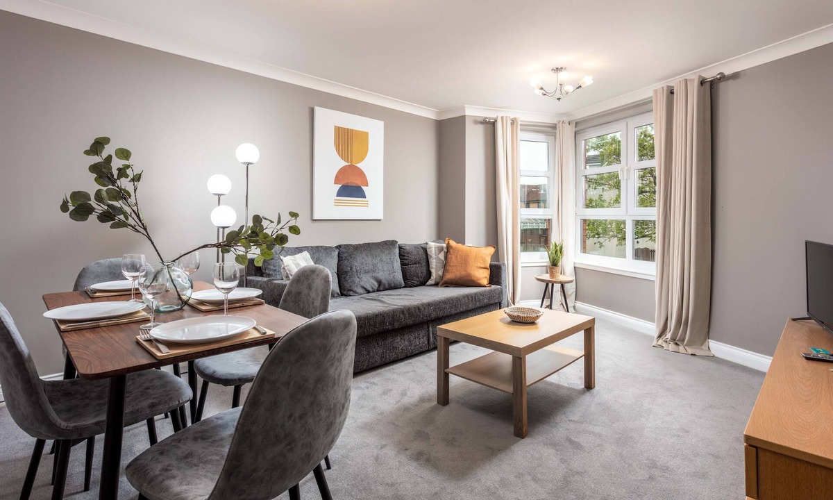 Ayr Apartment | Elms Way No33 - Donnini Apartments