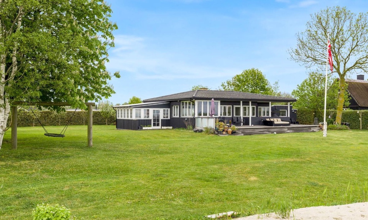Bjert House | "Elodie" - 10m from the sea by Interhome