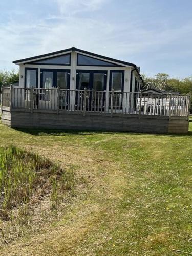 Wisbech Ski Chalet | Elora's Dream