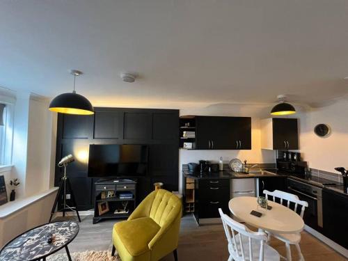 Tillicoultry Apartment | Elro House Holiday Let