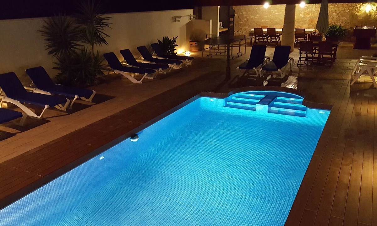 Costa Dorada Ski Chalet | ELS RACONS, Looking for a quiet and stress-free vacation?