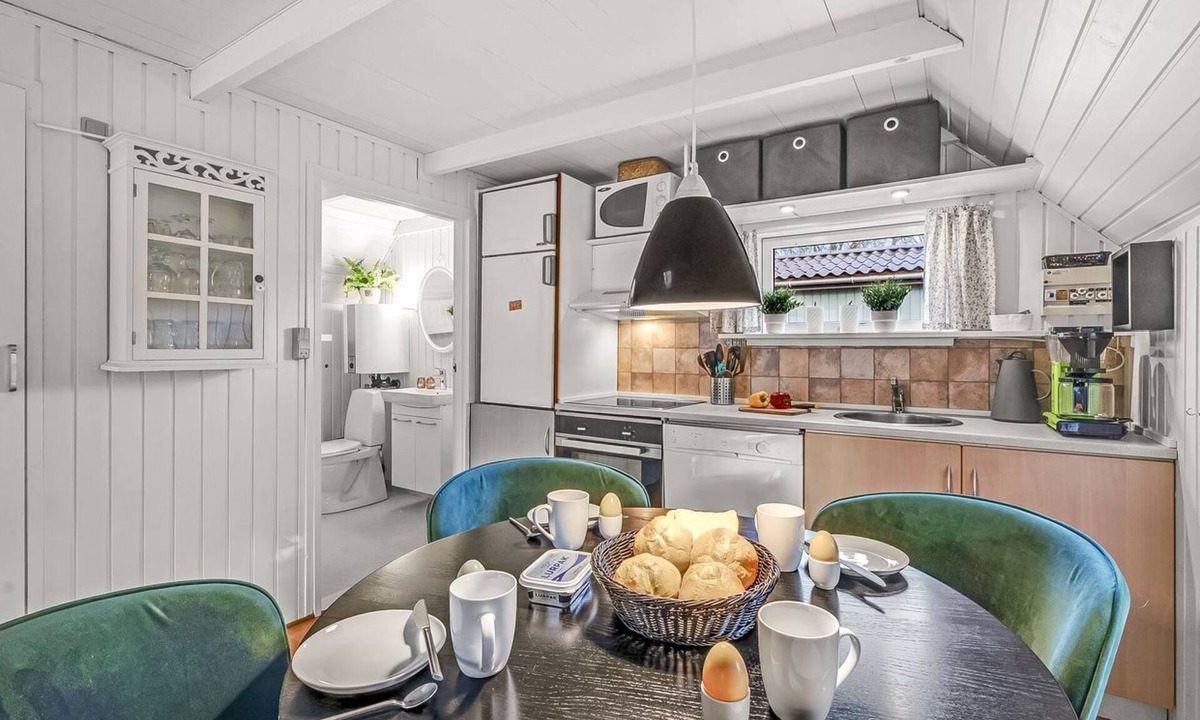 Falen House | "Ely" - 980m to the fjord by Interhome