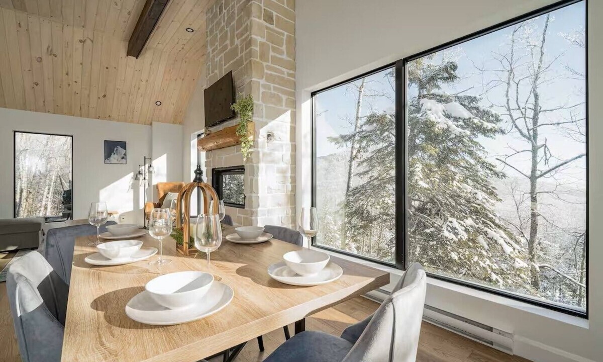 Petite-Riviere-Saint-Francois Ski Chalet | Elys 9: Le Massif, Hot Tub, Terrace & Forest Views
