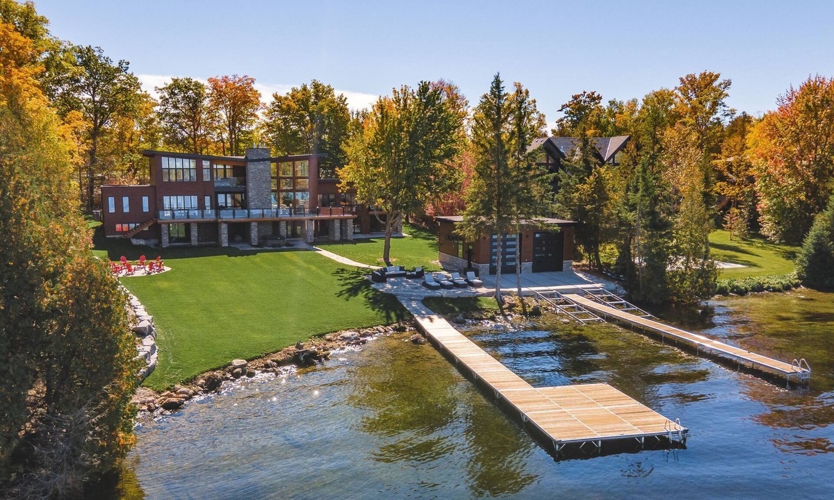 Kawartha Lakes House | Elysium- Escape To Paradise