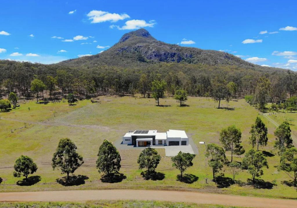 Moogerah House | Elysium Fields Moogerah