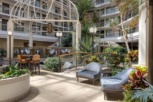 Redmont Park Hotel | Embassy Suites Birmingham