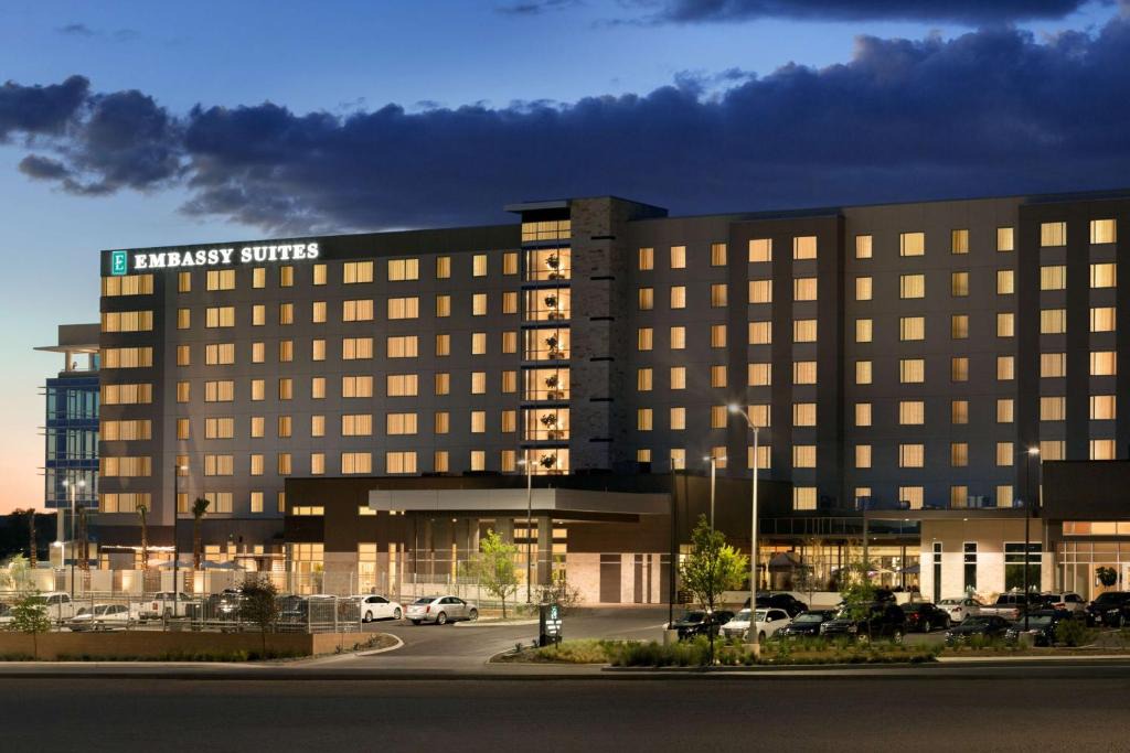Wetmore Hotel | Embassy Suites By Hilton San Antonio Landmark