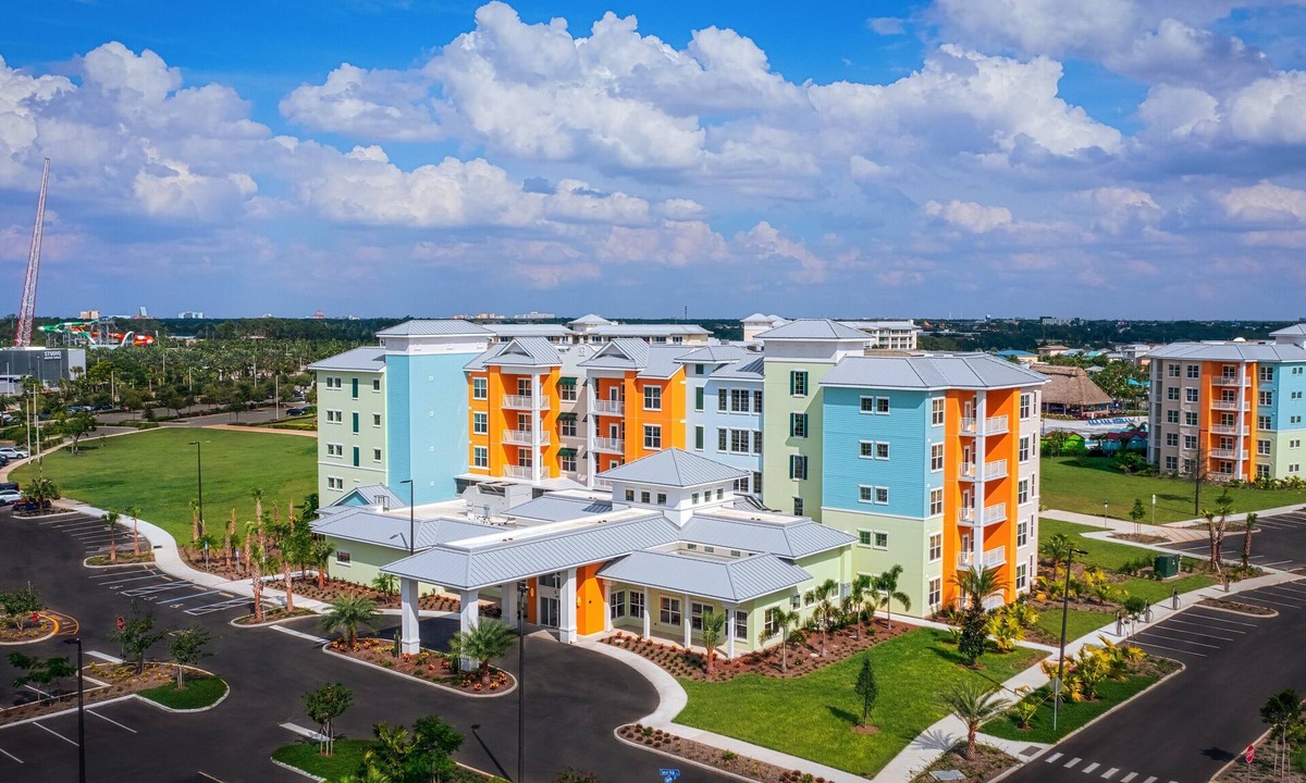 West Kissimmee Resort | Embassy Suites By Hilton Orlando Sunset Walk