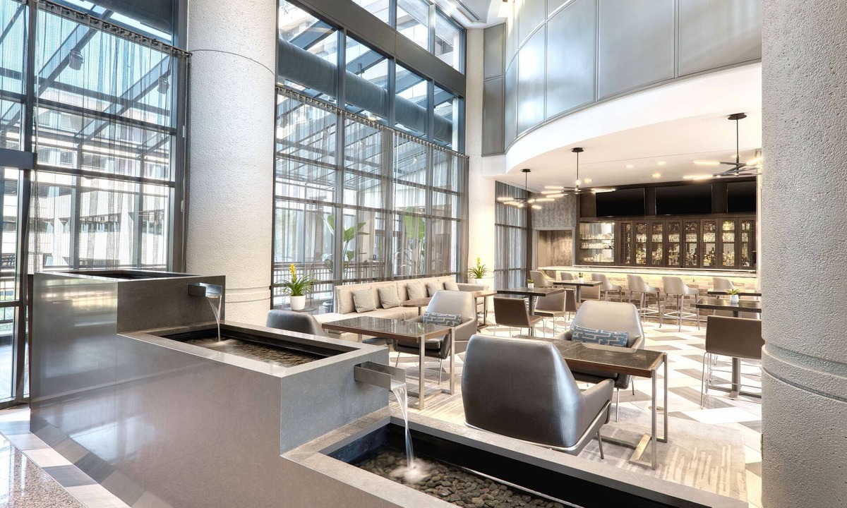 North Bethesda Hotel | Embassy Suites by Hilton Bethesda Washington DC