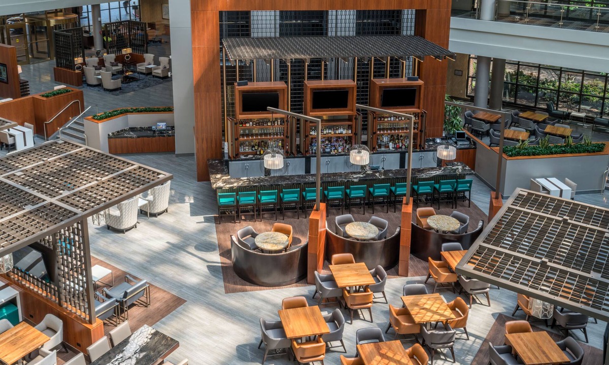 West End Hotel | Embassy Suites by Hilton Washington DC Georgetown