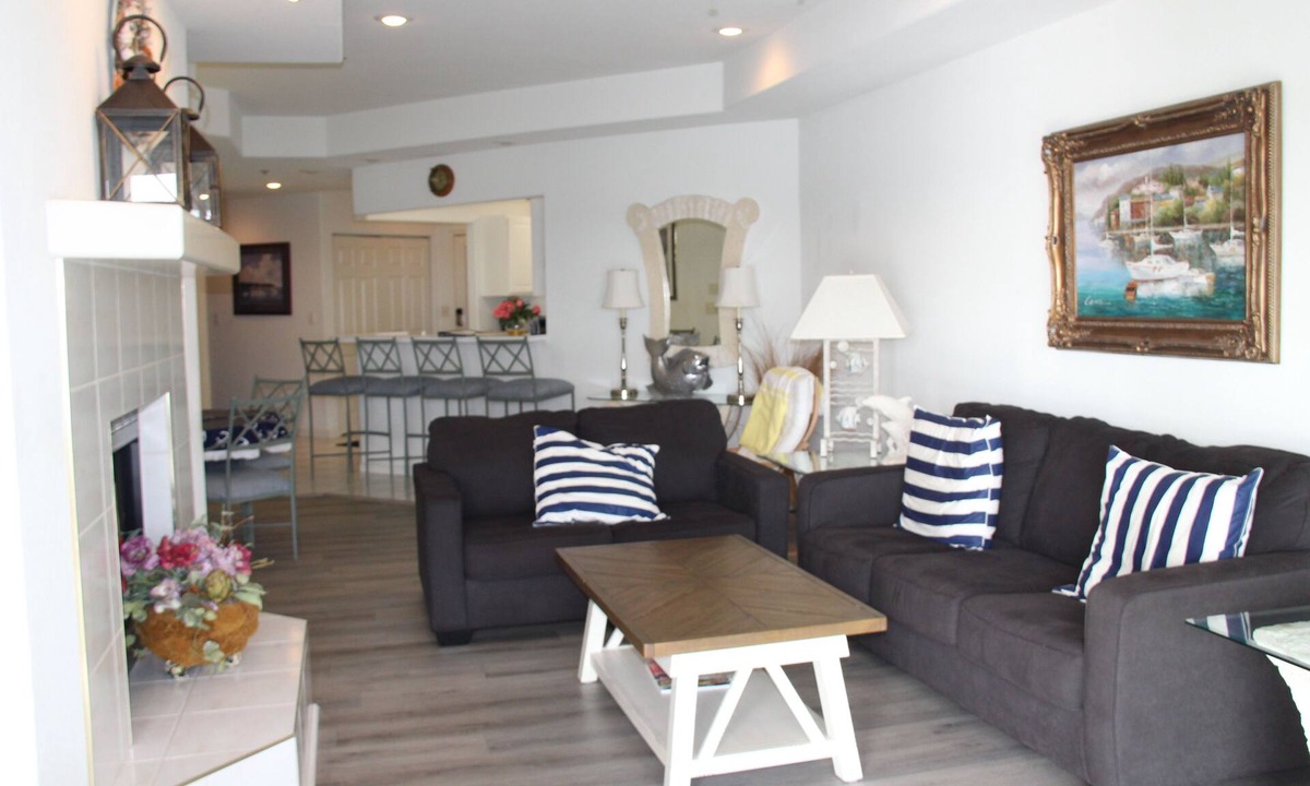 Lake Ozark Apartment | Emerald Bay Condos, Portside