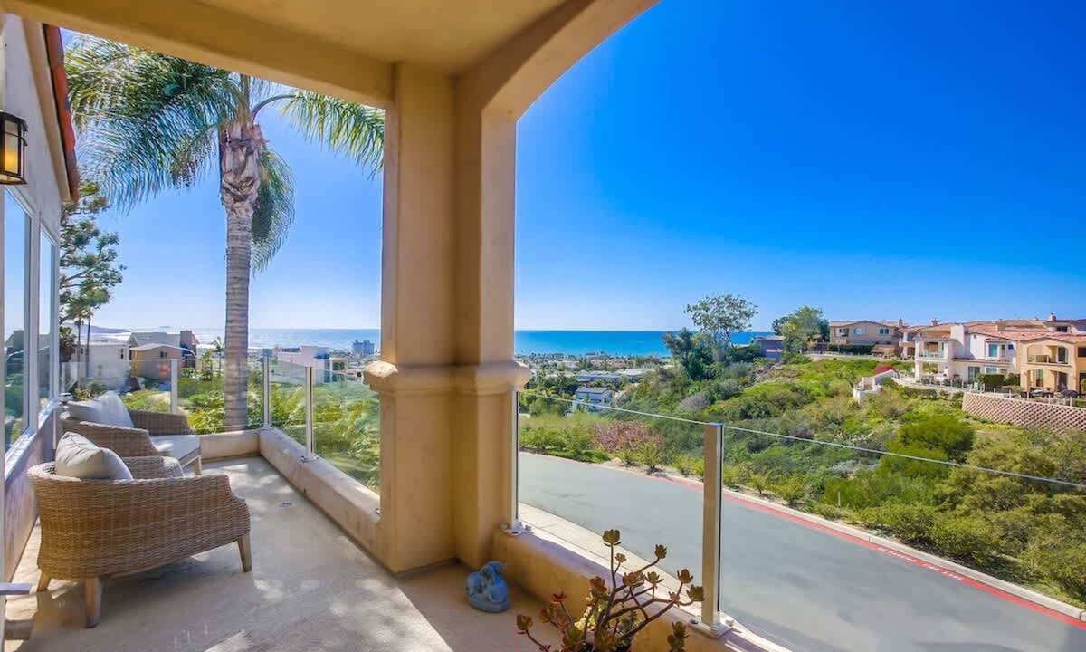 La Jolla Mesa Condo | Emerald Cove - La Jolla Home with Amazing Views