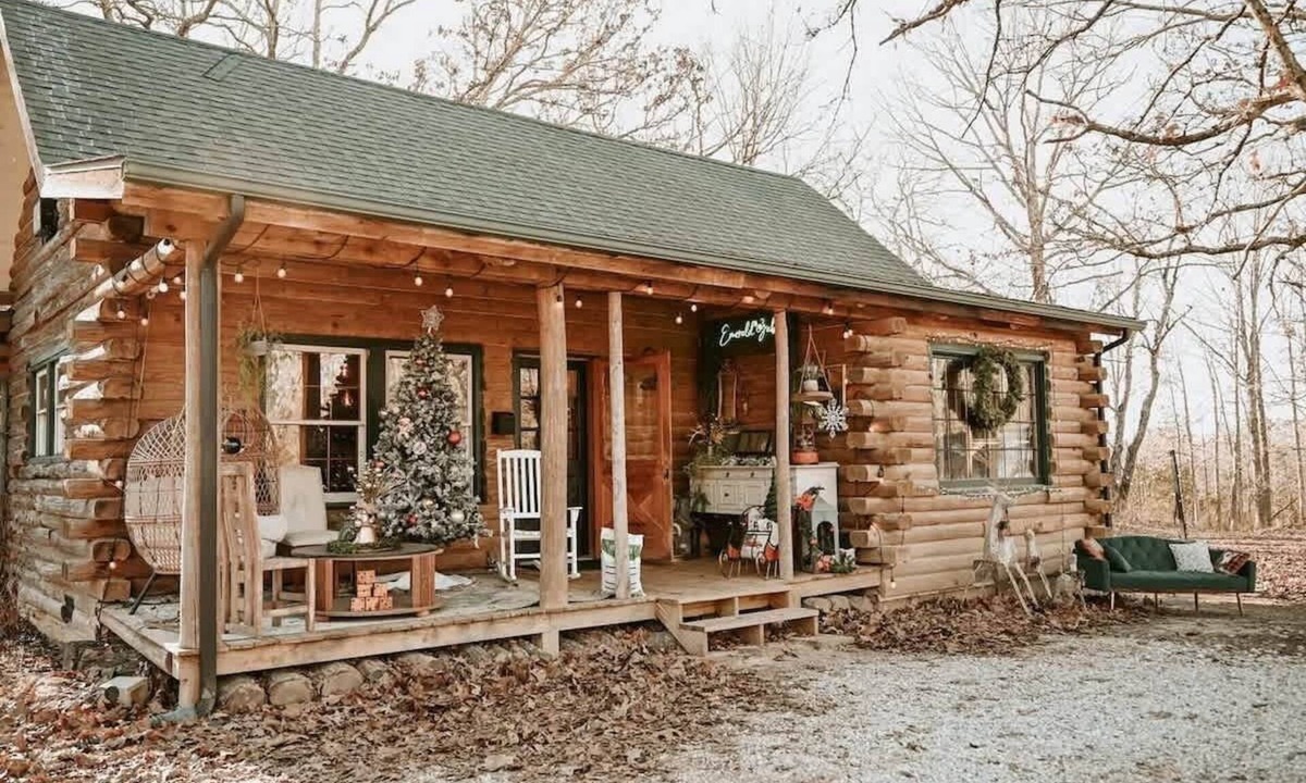 Lenox House | Emerald Gabel Cabin in Salem, MO
