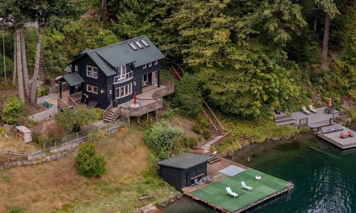 Port Angeles House | Emerald Haven Lakeside Paradise, Ultimate Retreat