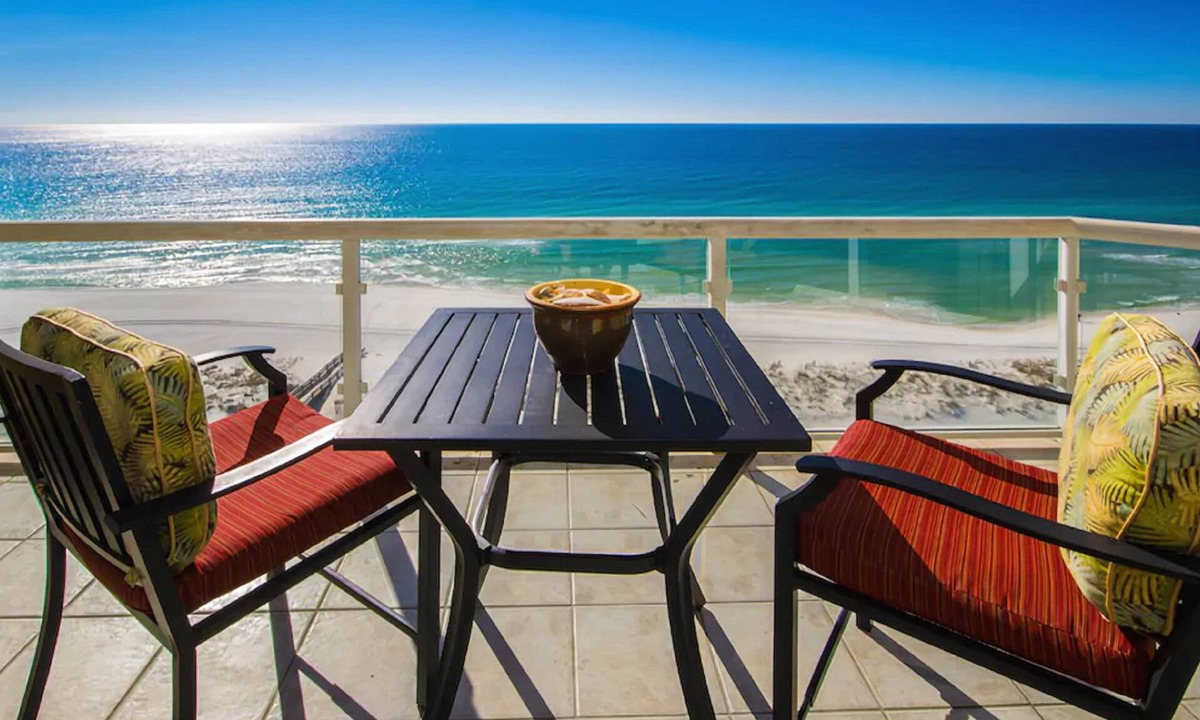Pensacola Beach Condo | Emerald Isle