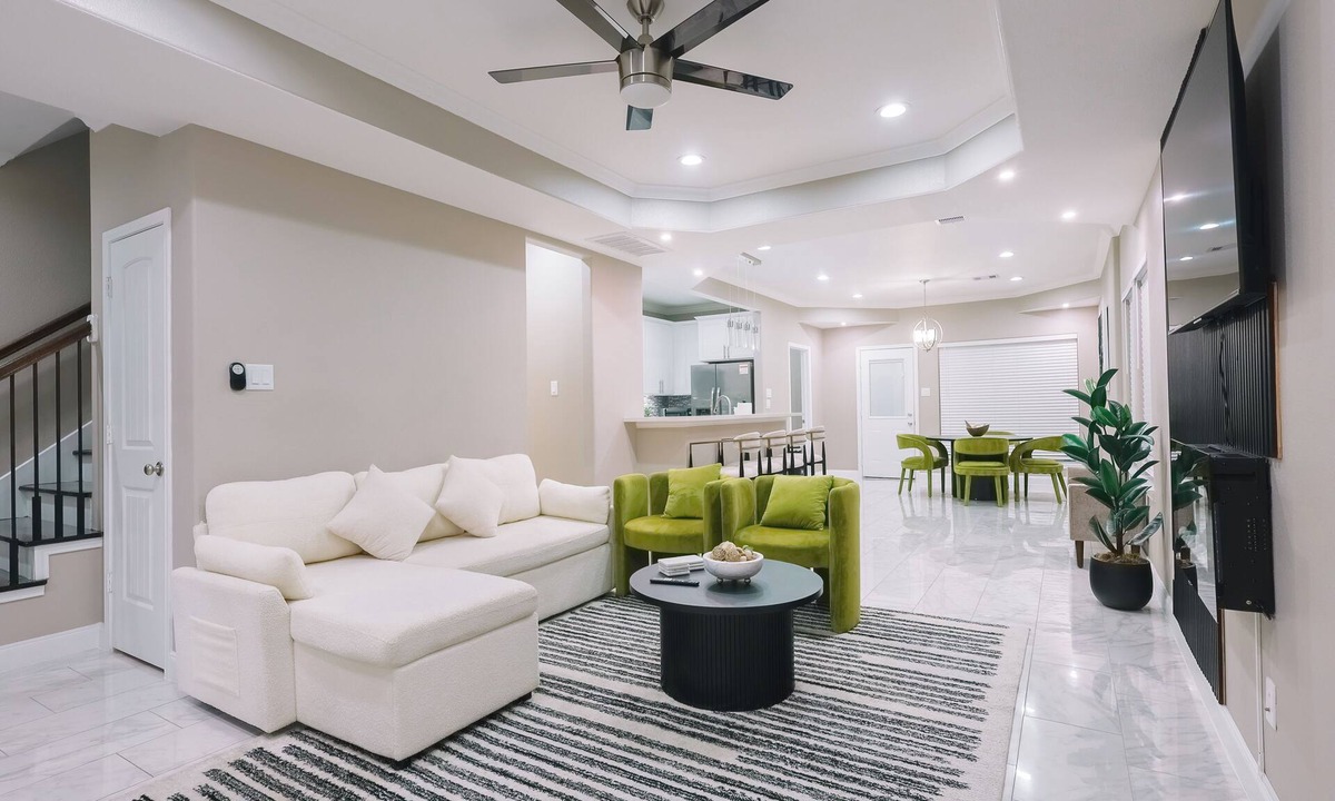OST - South Union House | Emerald Luxe/3BRs/FIFA/Sleeps 12/GameRoom/NRG/HTX
