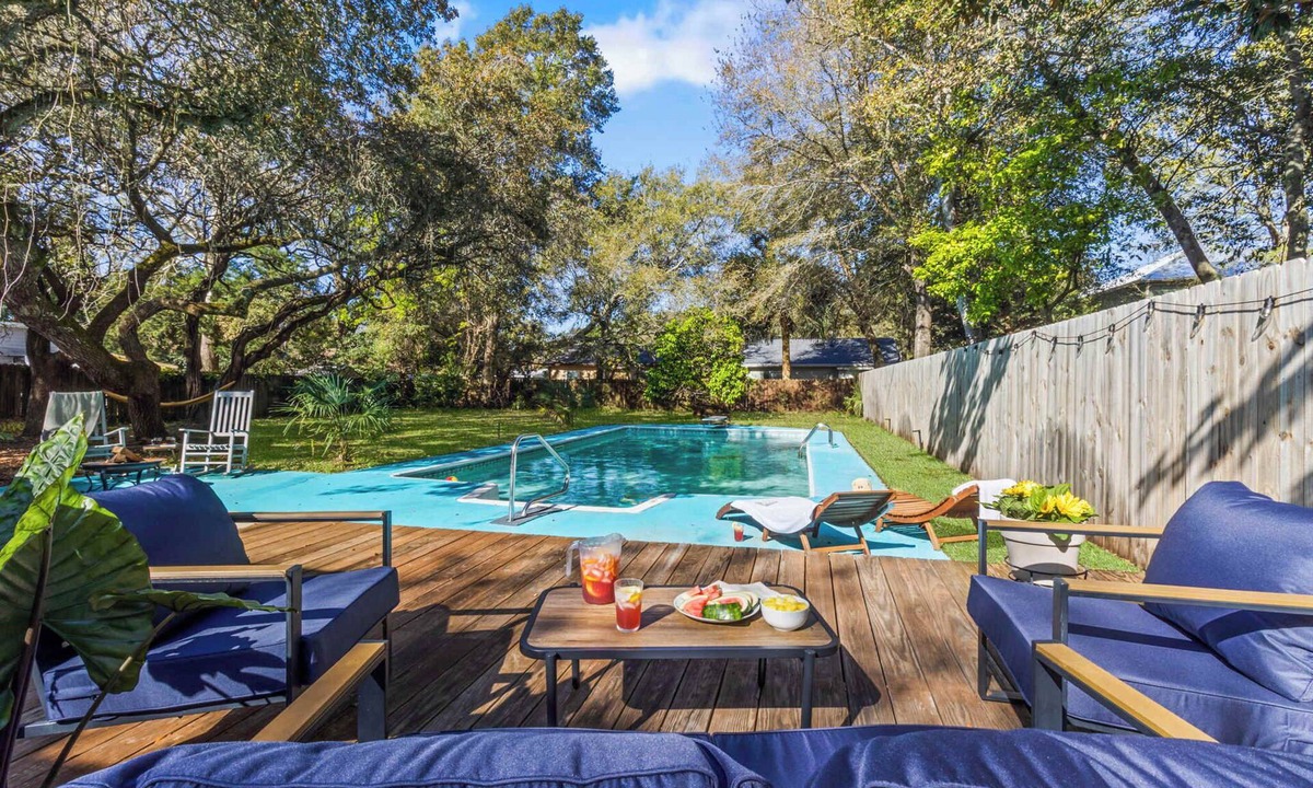 Fort Walton Beach House | Emerald Tide | 4BR Private Pool Near Beach