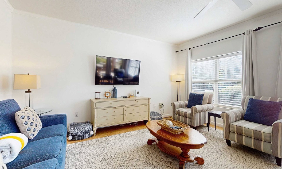 Frangista Beach Condo | Emerald Waters 109