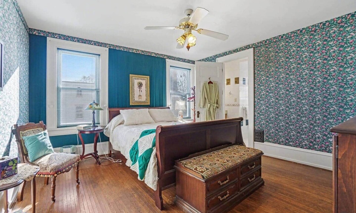 Manheim House | Emeralds N Evergreen