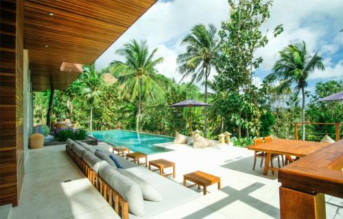 Selong Belanak Hotel | EMHILL Estate Lombok