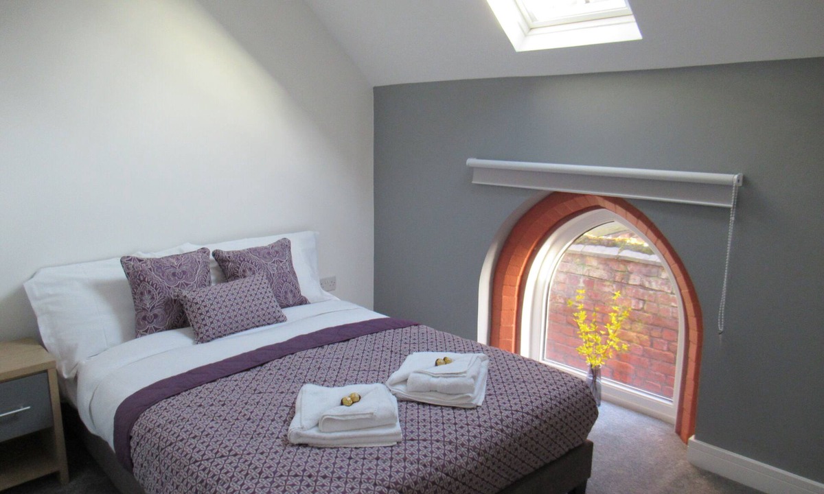 Warrington Apartment | Emmanuel Church Apartments