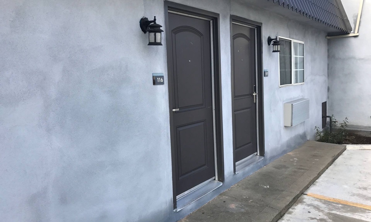 Park Mesa Heights Hotel | Empire Inn Motel