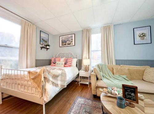 Bridgewater Apartment | Empire Unit 5 near LaHave River