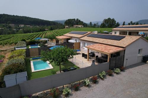Joyeuse House | En Ardèche, maison de vacances l'Odyssée climatisée avec sa piscine privée et chauffée