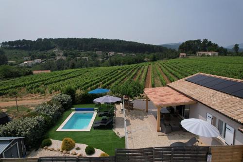 Joyeuse House | En Ardèche, maison de vacances L'Odalys climatisée avec sa piscine privée et chauffée