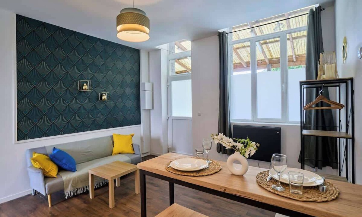 Tourcoing Apartment | En déplacement 2, Wifi, 10 minutes de la gare