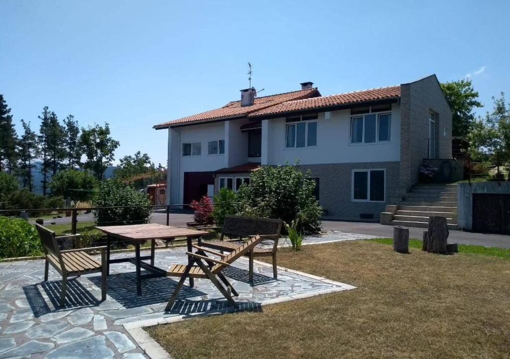 Arizgoiti Apartment | En la colina 1 Montañealde