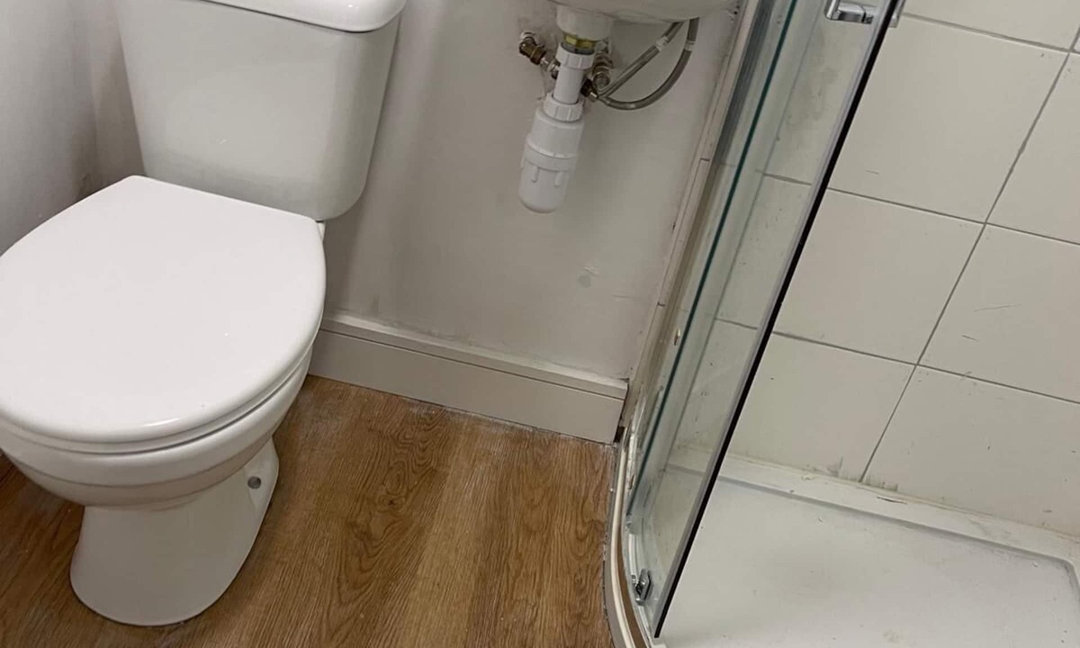 Becontree House | En-Suite Cozy Double Bedroom