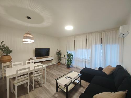 Tremp Apartment | Encantador Apartamento en el Corazón de Tremp