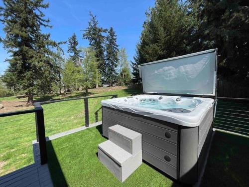 Marysville House | Encanto House A Forest Haven