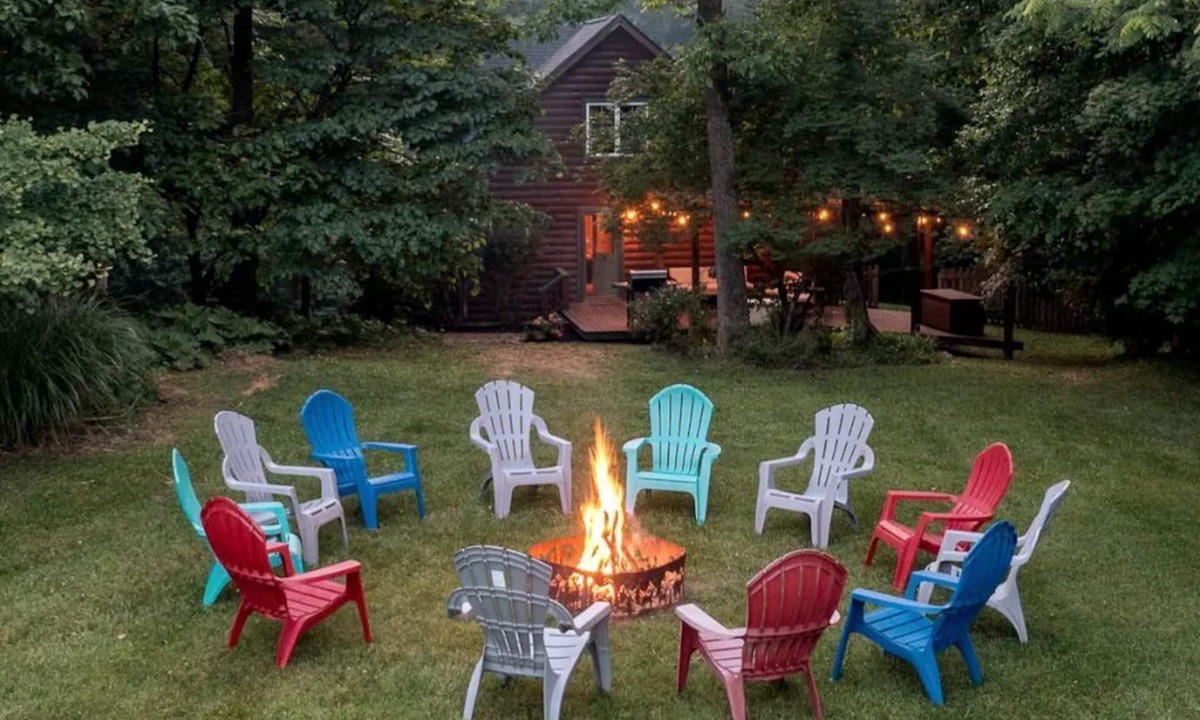 Buechel Cabin | Enchanted Cabin at LedgeRock Springs