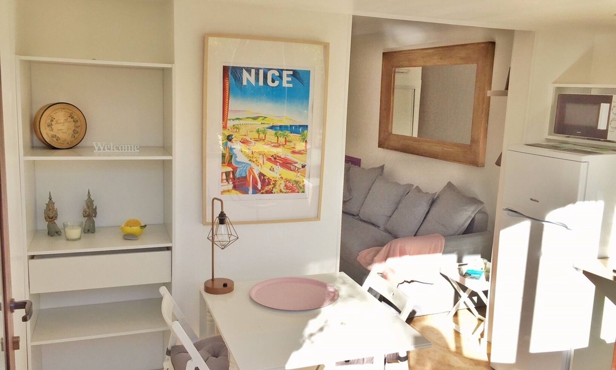 Cros-de-Cagnes Apartment | Enchanted interlude, 1 m walk from the sea