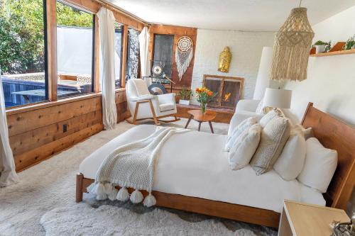 Mill Valley Apartment | Enchanted Waterfall Sanctuary