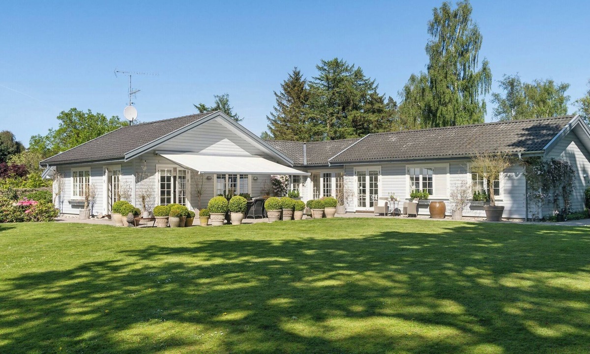 Hornbaek Villa | Enchanting 5- bedroom villa in Hornbæk