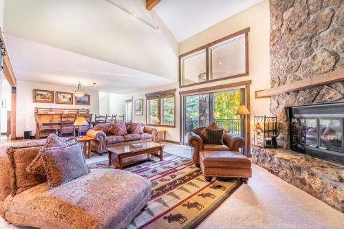Keystone Villa | Enclave 28