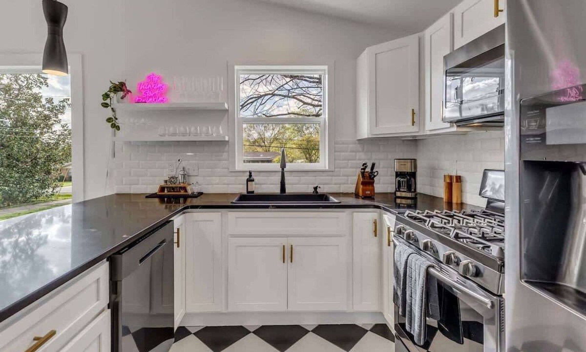 Donelson House | Encore Escape: Your Nashville Backstage Bunkhouse!