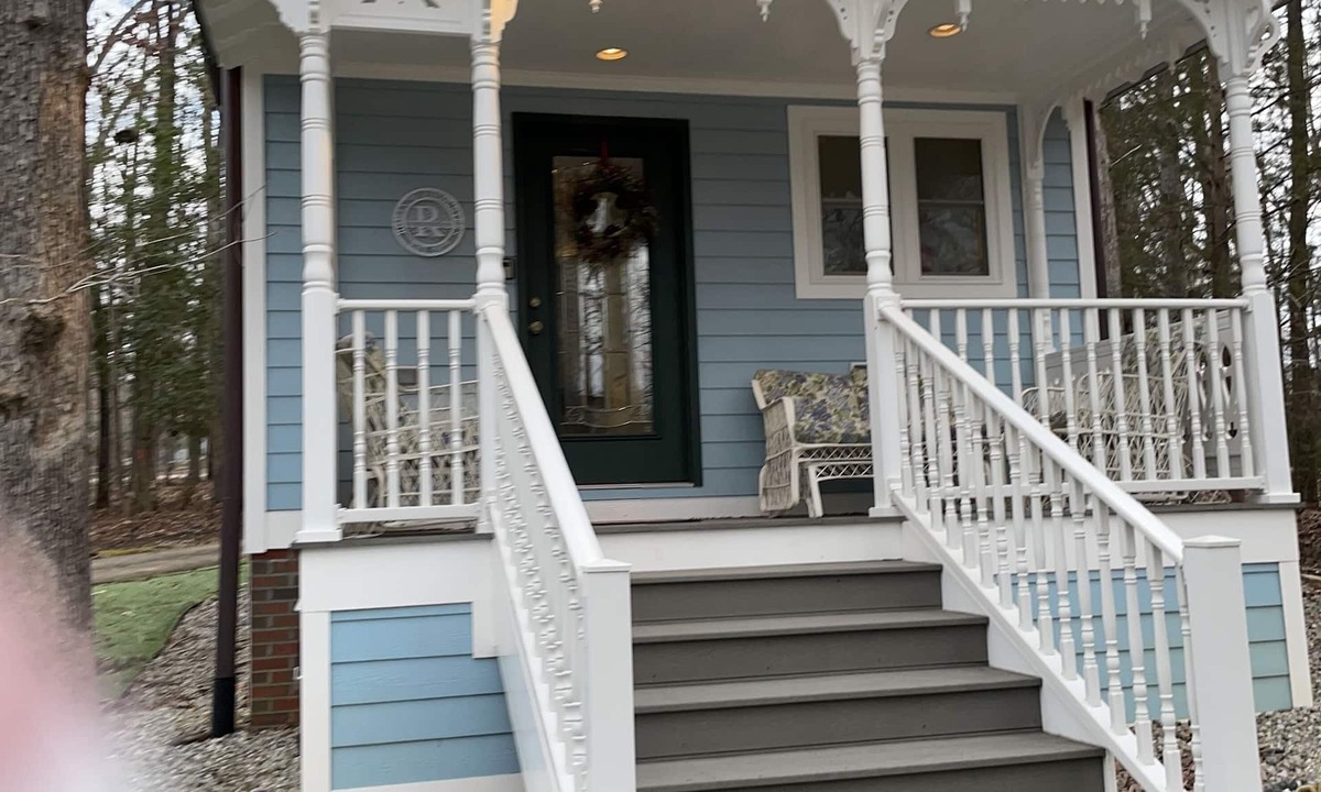 Bracey House | Encounters at Lake Gaston - New