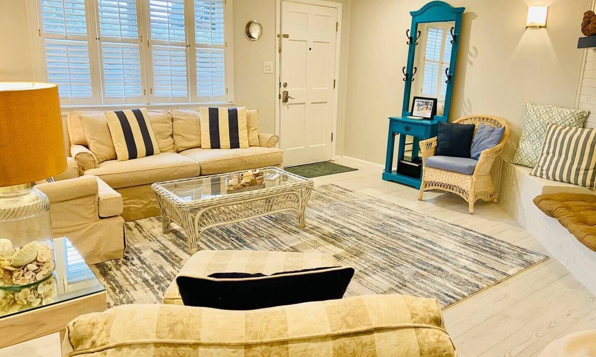 Northeast Virginia Beach House | Endless Beach #A