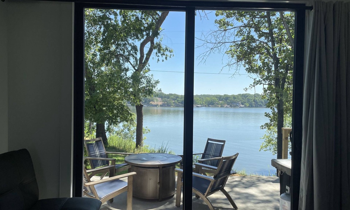 Grove Cabin | Endless Lake View*Couples Escape*Luxe*Modern*Clean