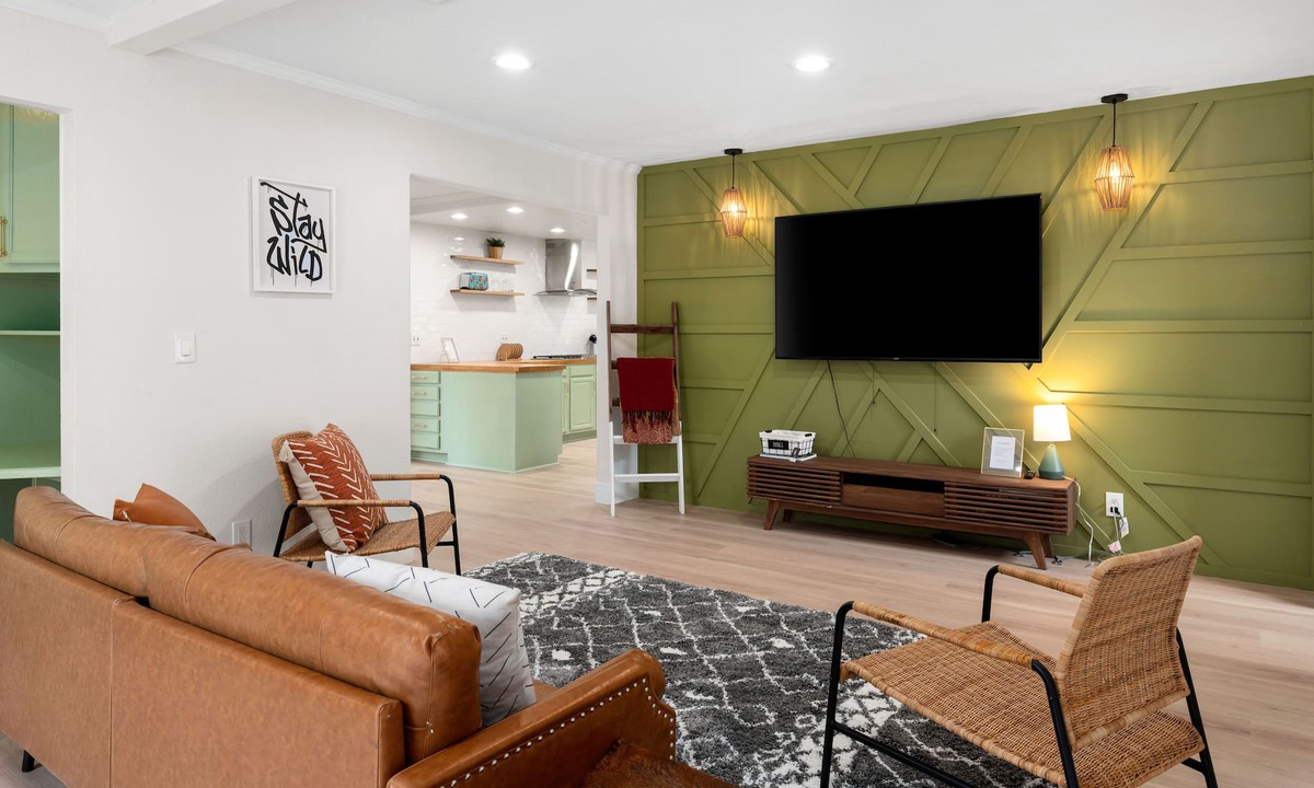 Loomis House | ENDLESS Summer Water View Home!!! SPLASHING FUN!